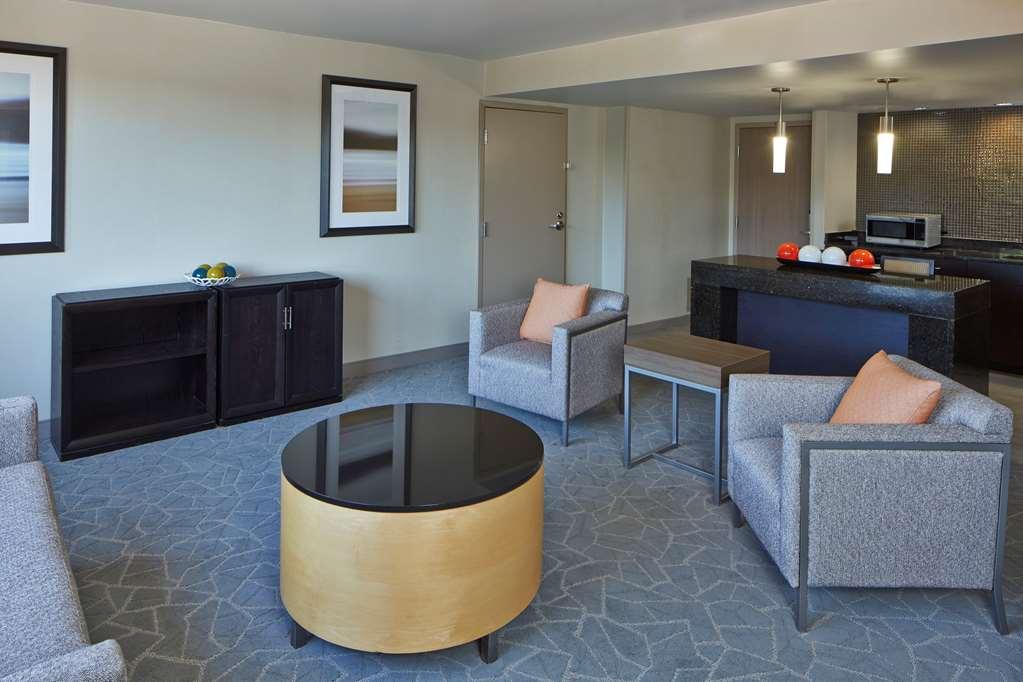 Doubletree By Hilton Atlanta Perimeter Dunwoody Hotel Стая снимка