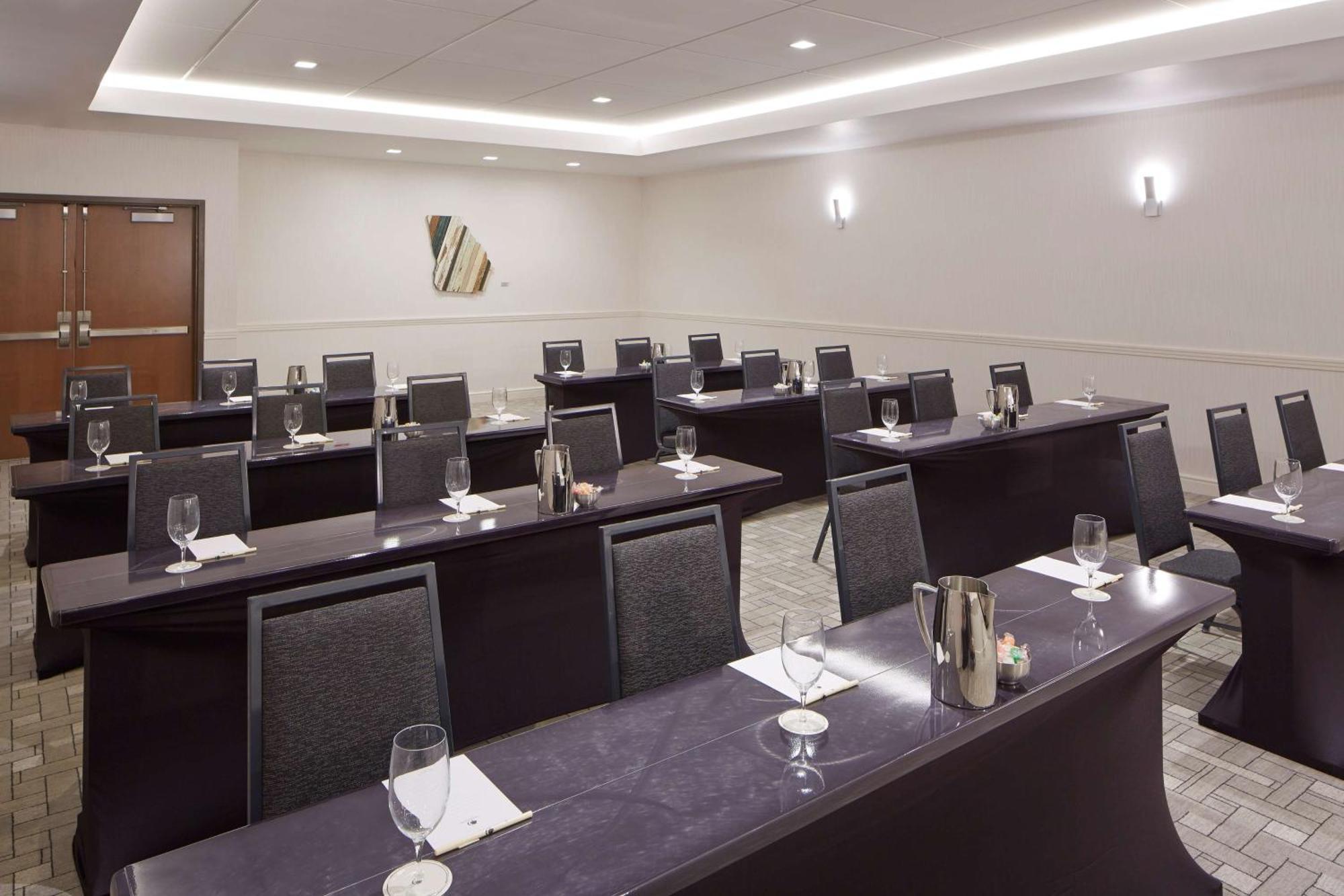 Doubletree By Hilton Atlanta Perimeter Dunwoody Hotel Екстериор снимка