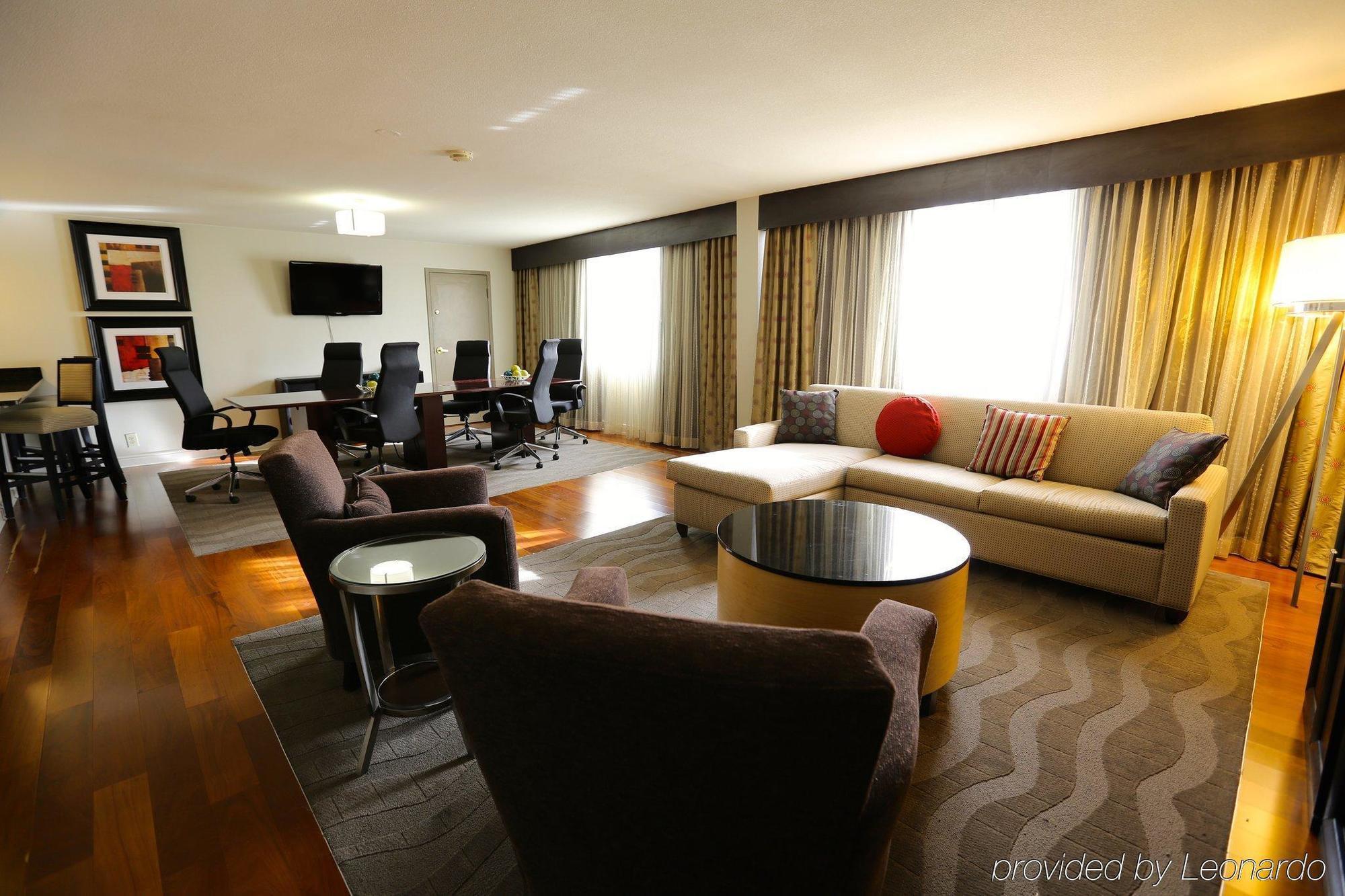 Doubletree By Hilton Atlanta Perimeter Dunwoody Hotel Екстериор снимка